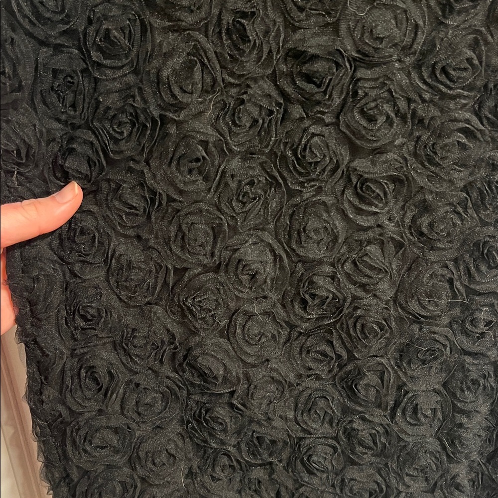 Lulu’s Luxurious Energy Black Tulle Rosette High-Waisted Midi Skirt in Black - Picture 3 of 13